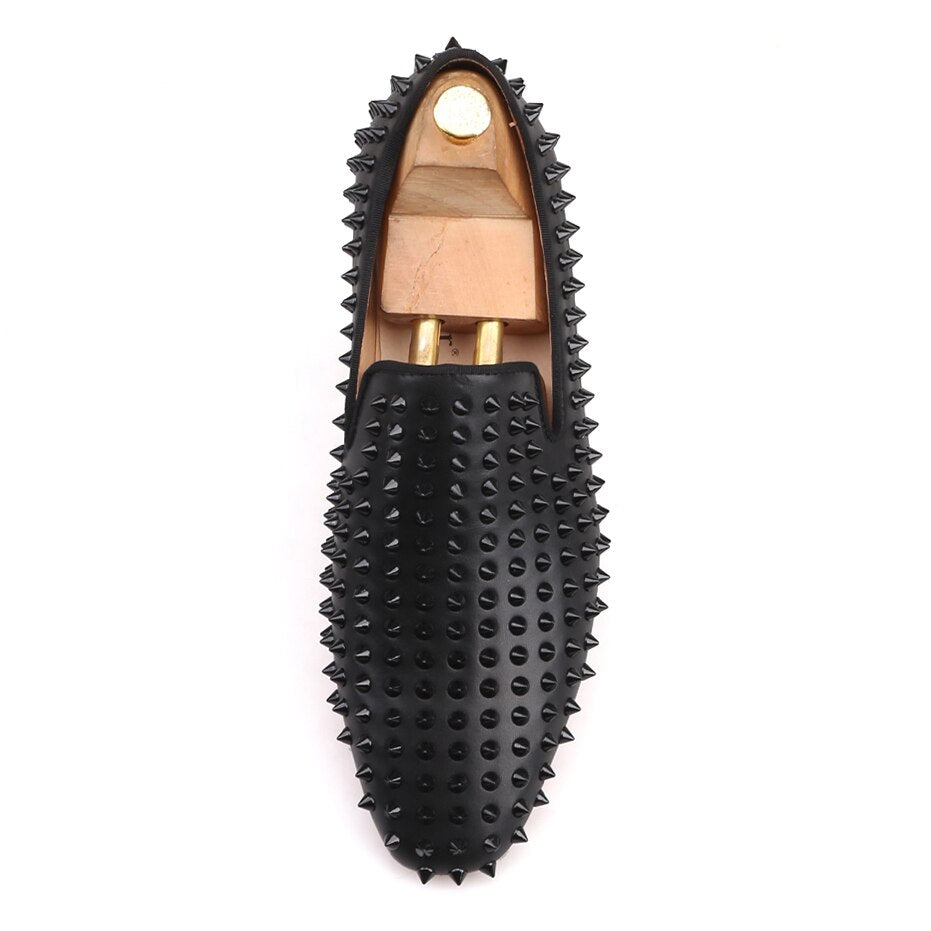 Dandelion Spikes Handmade Men Shoes Black Color Genuine Leather Moccasin