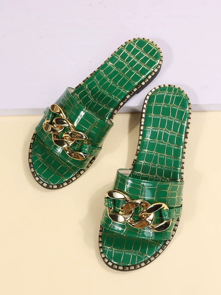 Fashion Sexy Chain Lock Roman Style Flat Outdoor  Sandals
