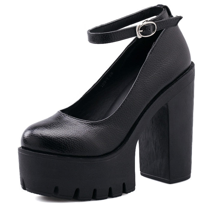 casual high-heels platform pumps Black